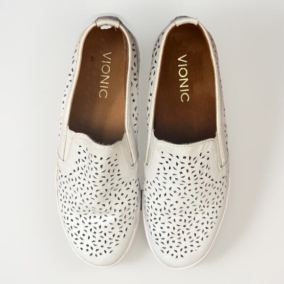 Vionic Shoes - Vionic Women's Shoes Size 7 White Leather Loafer Casual Slipon Perforated